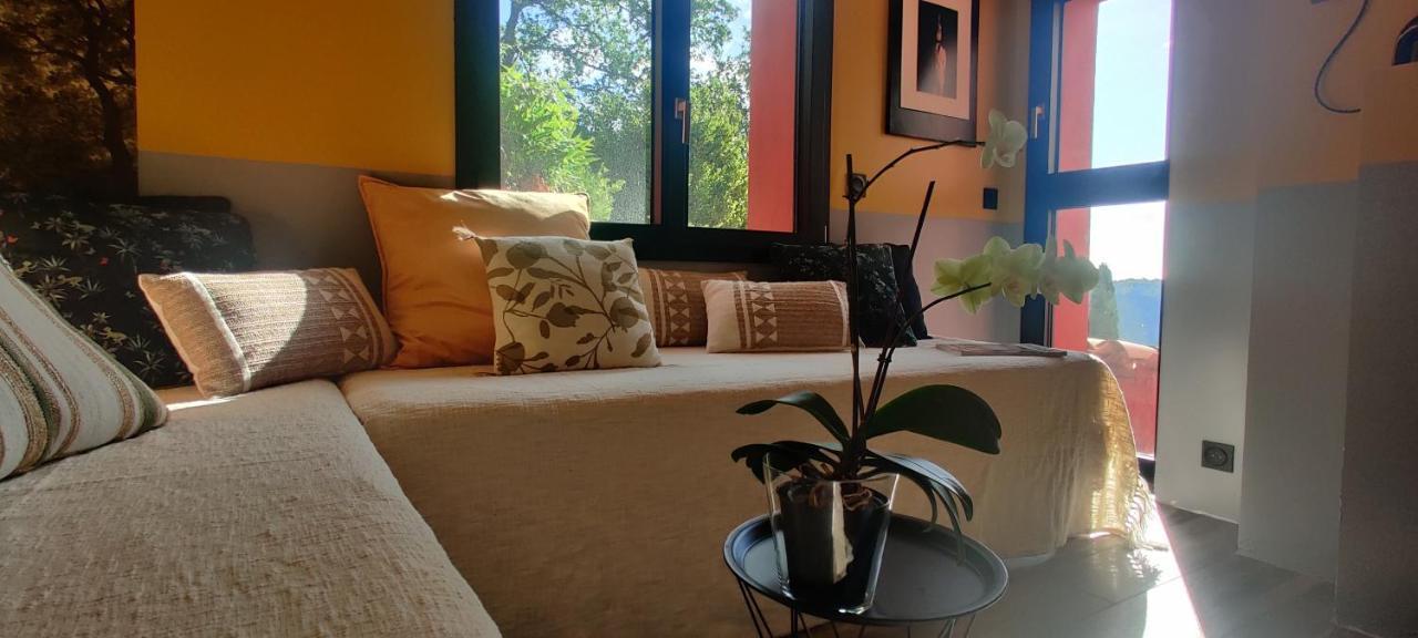 Bed and Breakfast Mas des Buscades Cabris Exterior foto